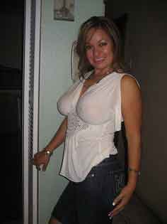 a horny lady from Jerseyville, Illinois